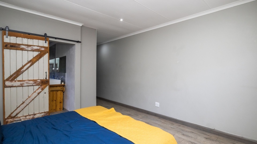 3 Bedroom Property for Sale in Safari Gardens North West
